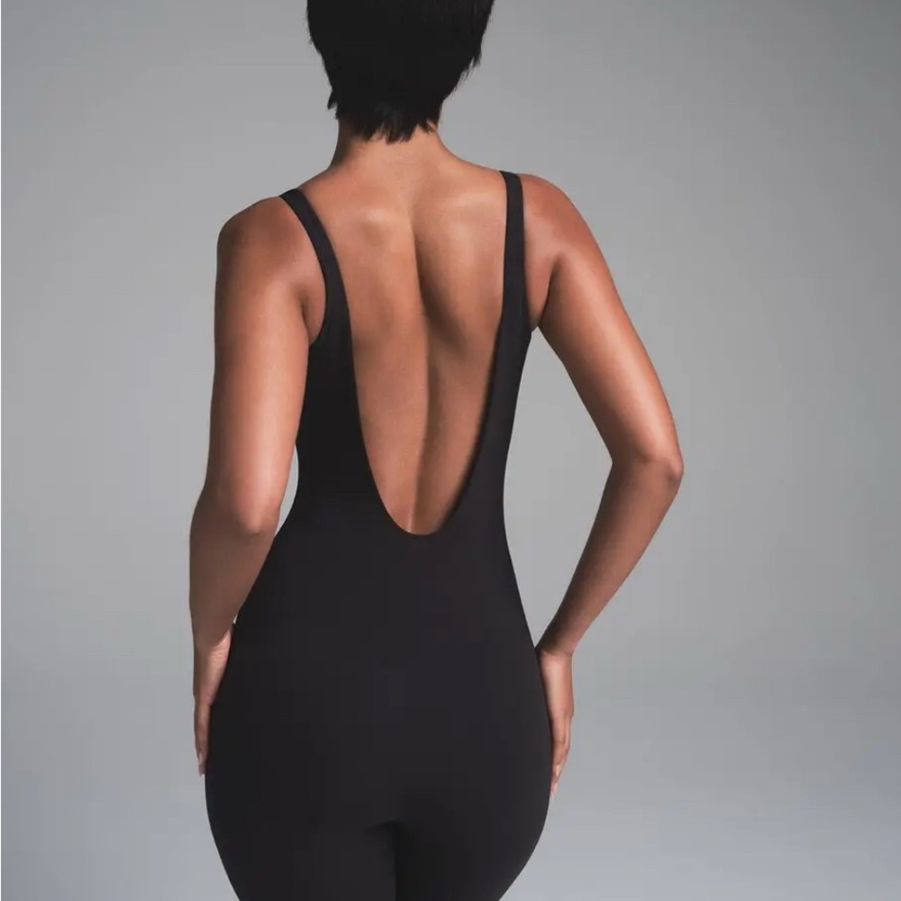 FITS EVERYBODY SQUARE NECK LOW BACK CATSUIT | ONYX XS